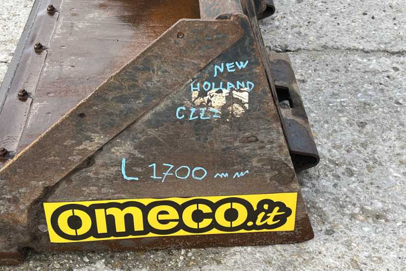 OmecoHub - Immagine NEW HOLLAND 1700